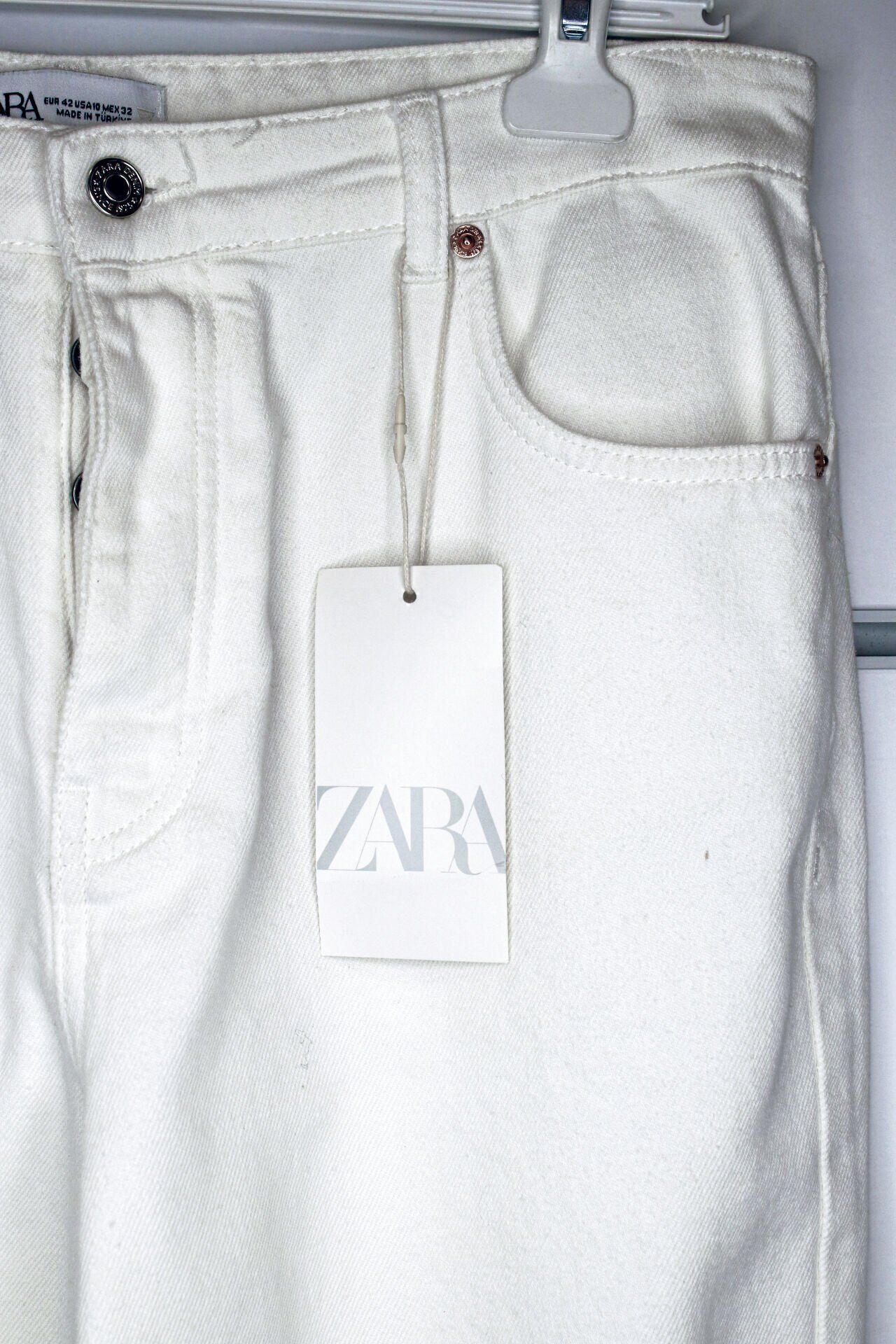 BEYAZ BİLEK BOY KOT PANTOLON