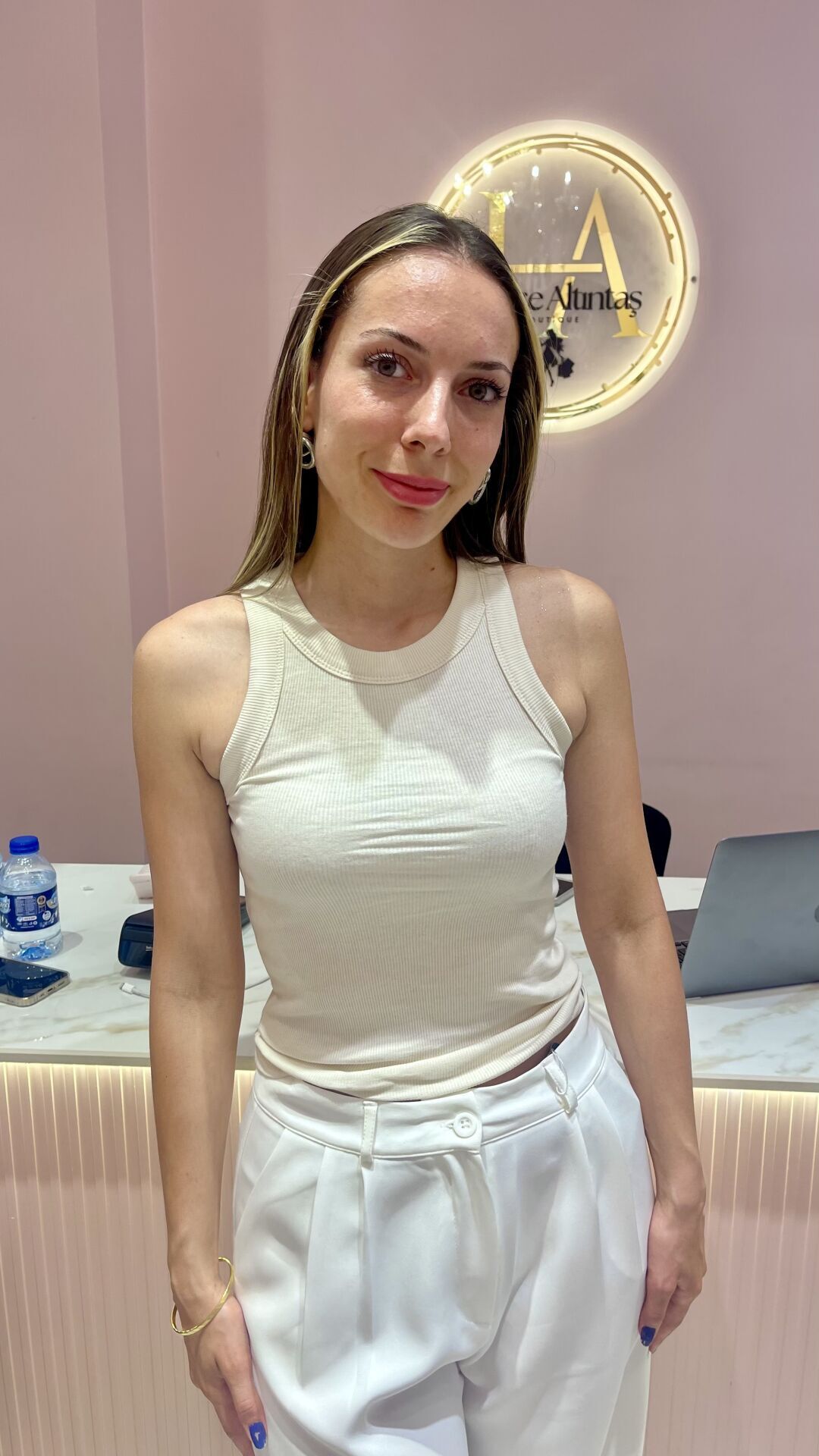 Bej KAŞKORSE ATLET