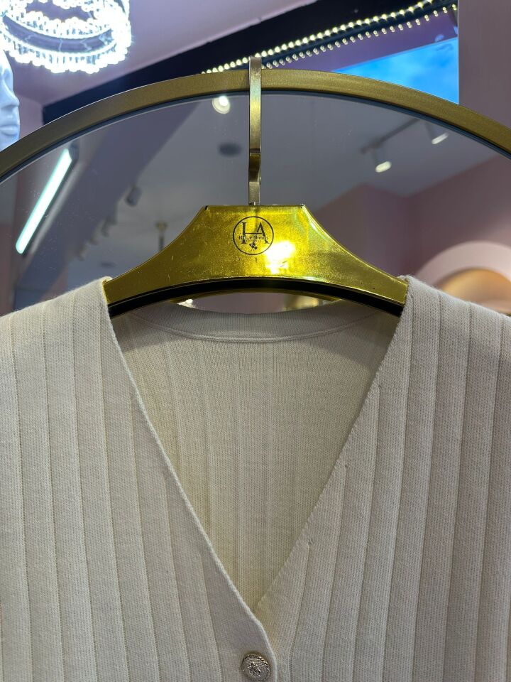 GOLD DÜĞME DETAY HIRKA