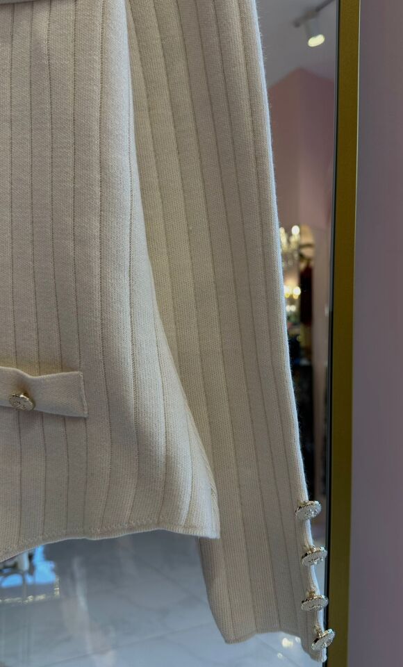 GOLD DÜĞME DETAY HIRKA