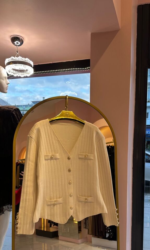 GOLD DÜĞME DETAY HIRKA