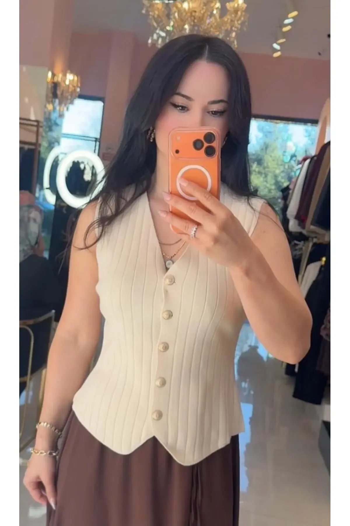 GOLD DÜĞME DETAY YELEK