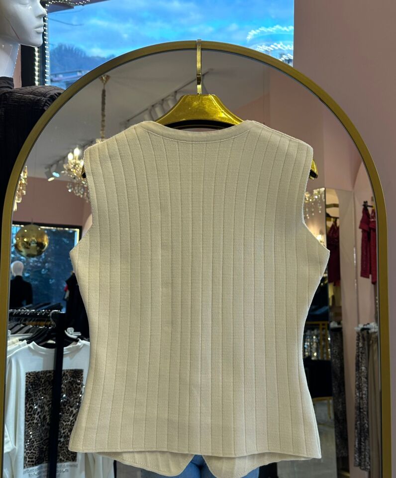 GOLD DÜĞME DETAY YELEK