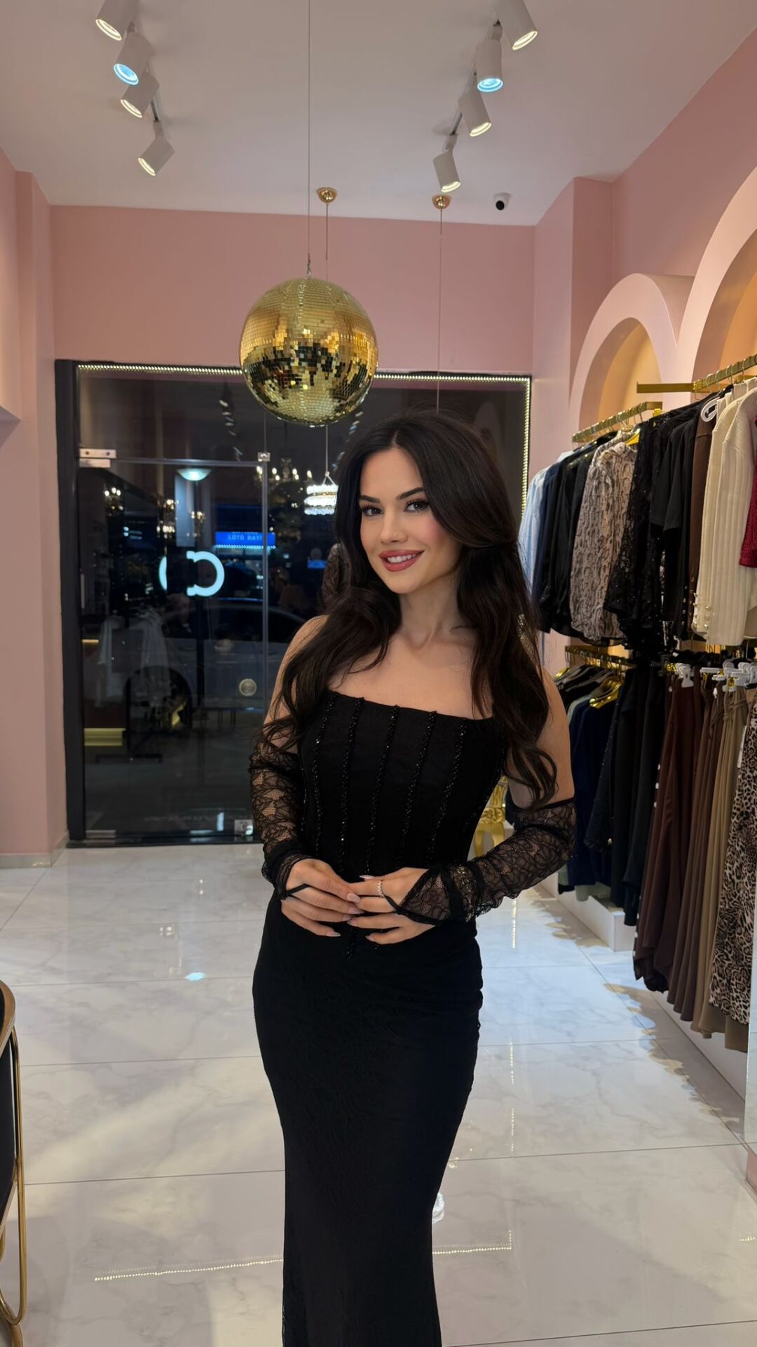 LİSA ÖZEL TASARIM BEL KORSE  VE DANTEL DETAY SİYAH ELBİSE