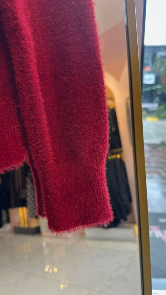 KARMEN YAKA YUMOŞ BORDO KAZAK