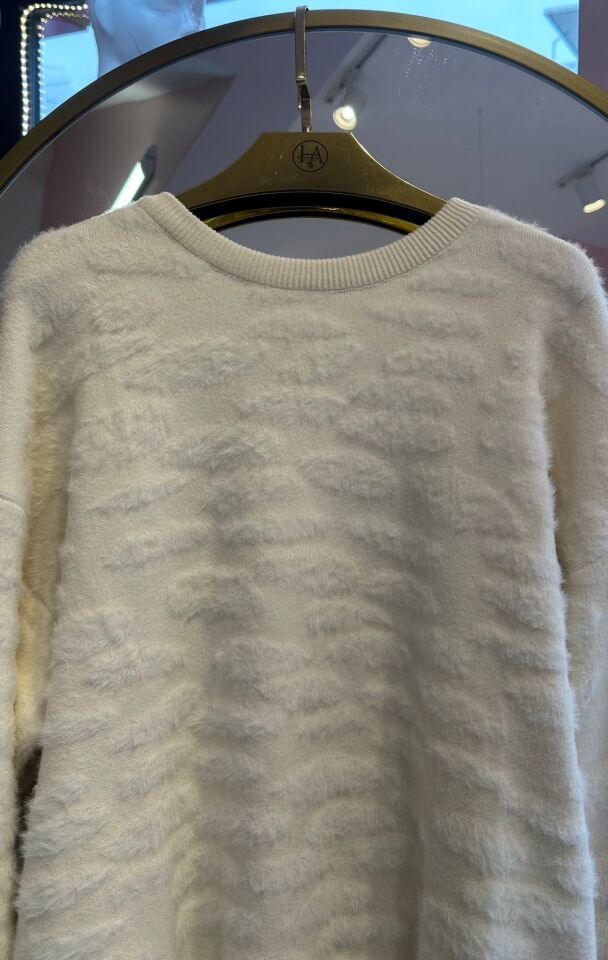 PELUŞ DOKULU EKRU KAZAK