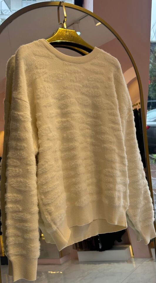 PELUŞ DOKULU EKRU KAZAK