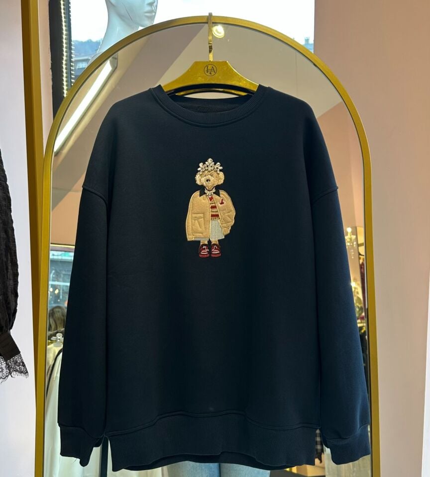 AYICIK DETAY OVERSİZE LACİVERT SWEAT