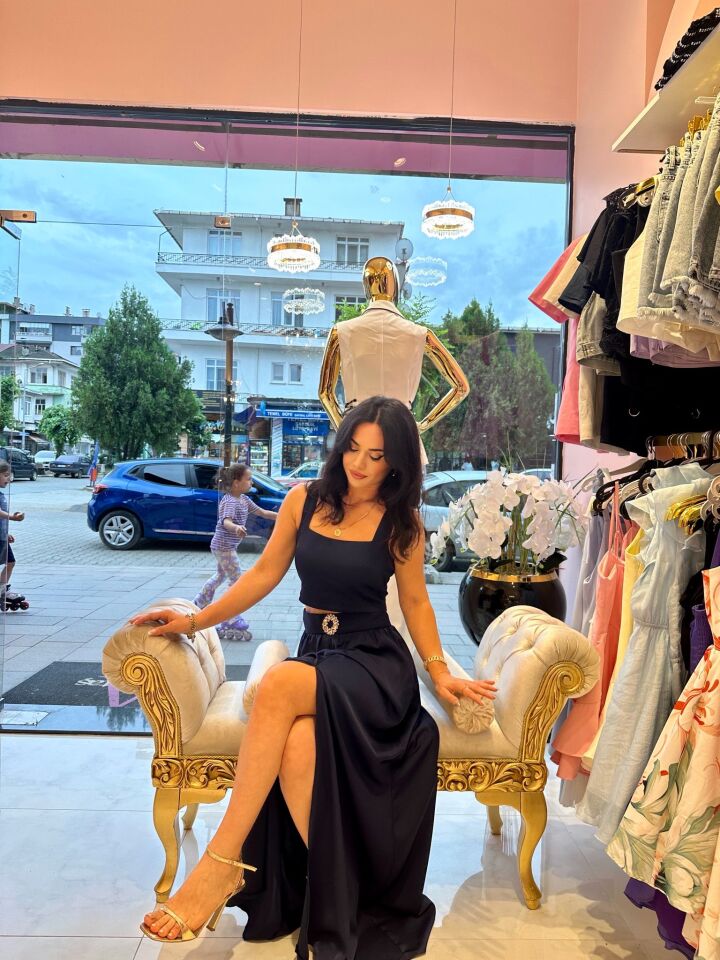 TAŞ TOKA DETAY YIRTMAÇLI ETEK BÜSTİYER TAKIM