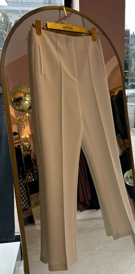 DİKİŞ DETAY BEYAZ KUMAŞ PANTOLON