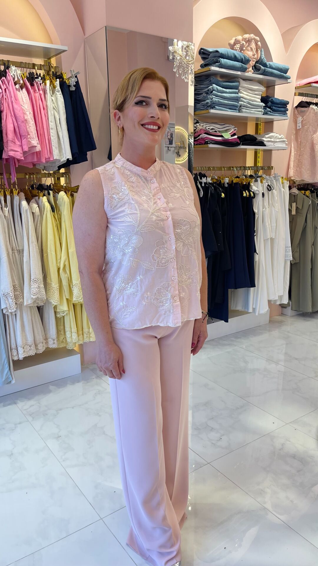PEMBE PAYET İŞLEMELİ GÖMLEK L