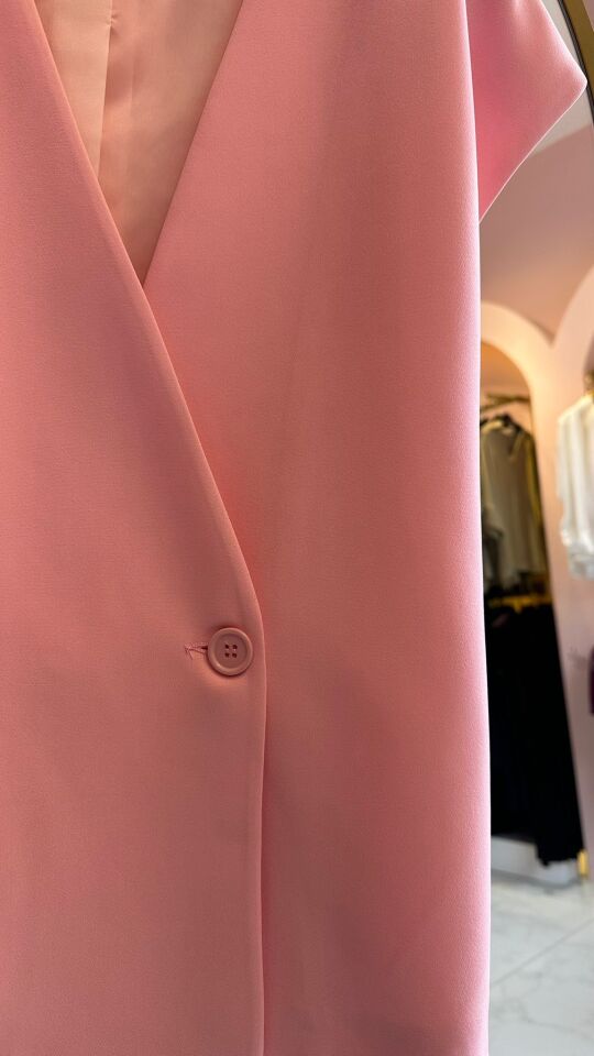 DÜĞME DETAY PEMBE YELEK PANTOLON TAKIM