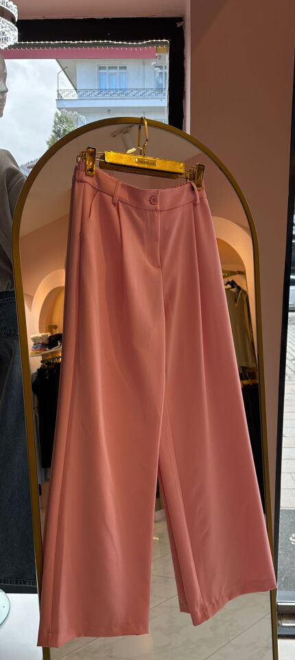 DÜĞME DETAY PEMBE YELEK PANTOLON TAKIM