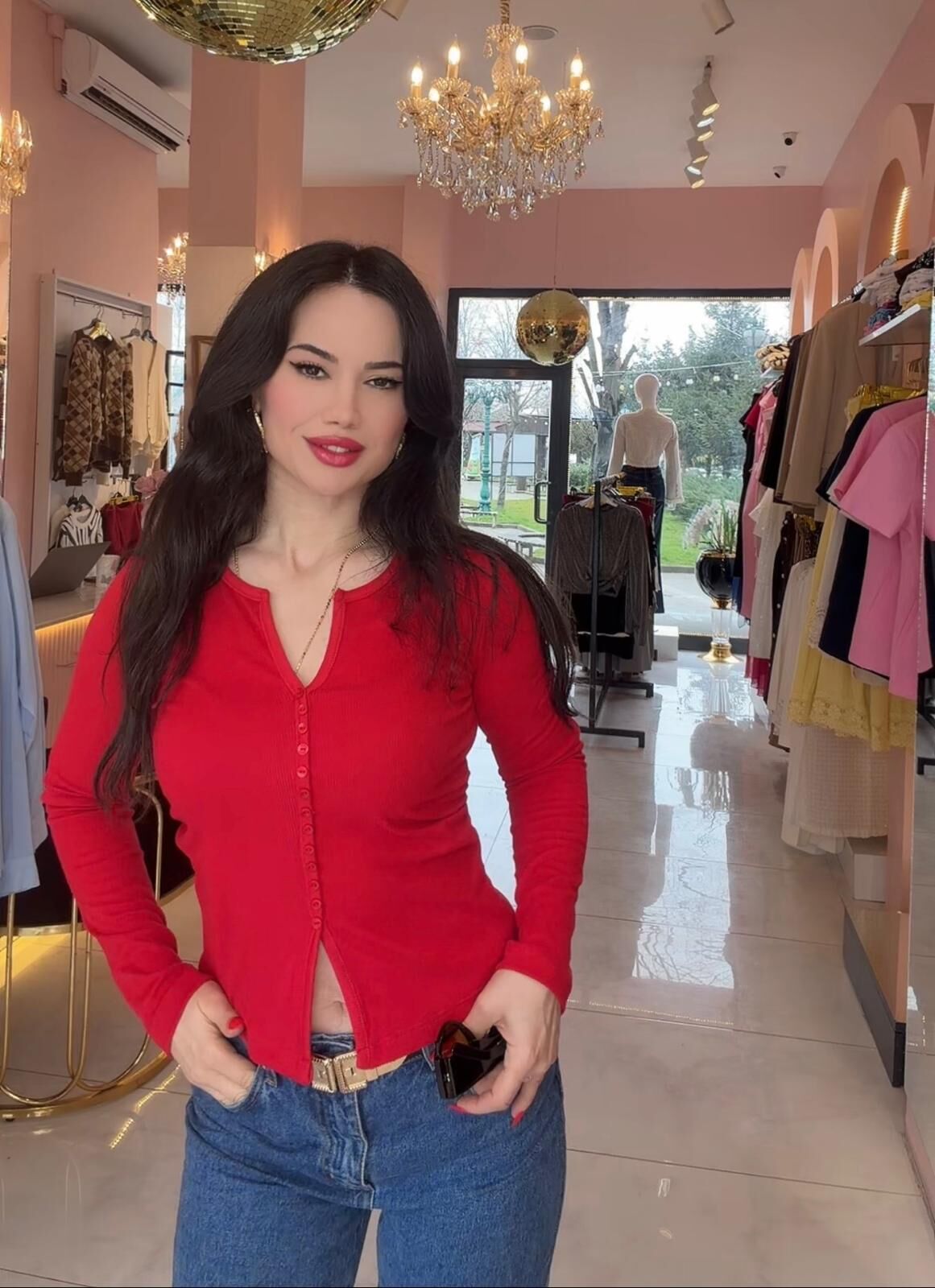 DÜĞME DETAY BEL DRAPELİ KIRMIZI BODY