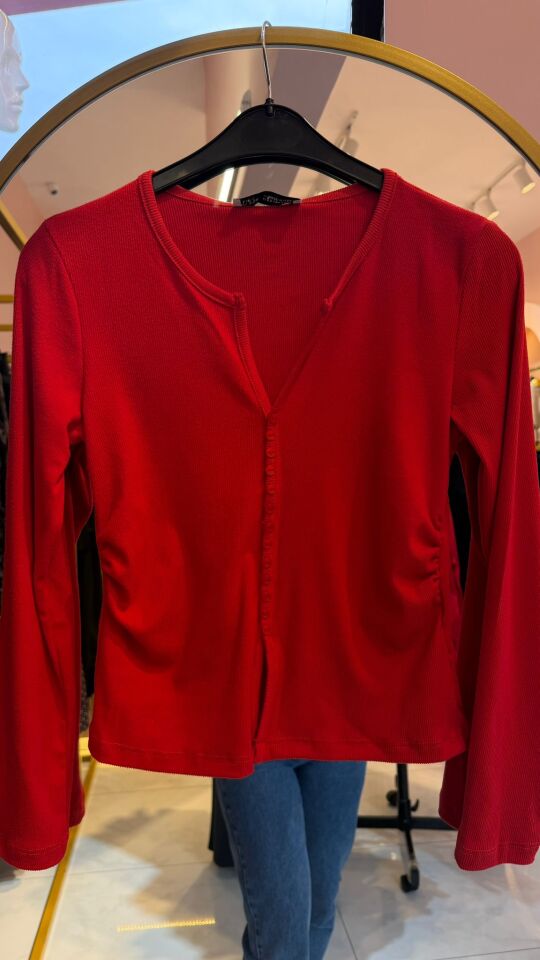 DÜĞME DETAY BEL DRAPELİ KIRMIZI BODY