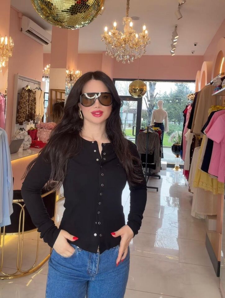 ÇITÇIT KAPAMA DETAY SİYAH BODY