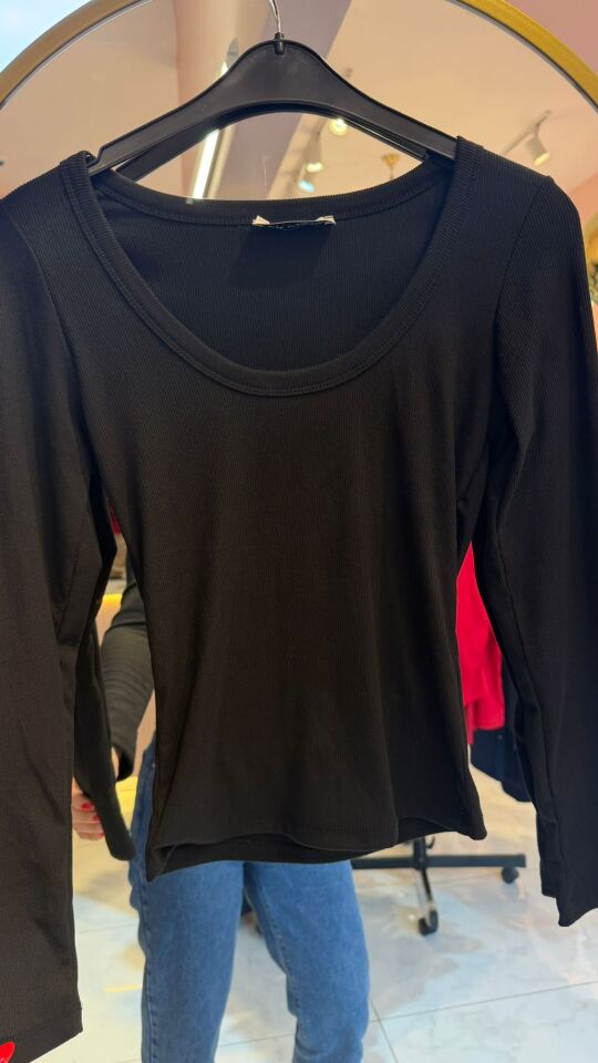 KARE YAKA FİTİLLİ SİYAH BODY