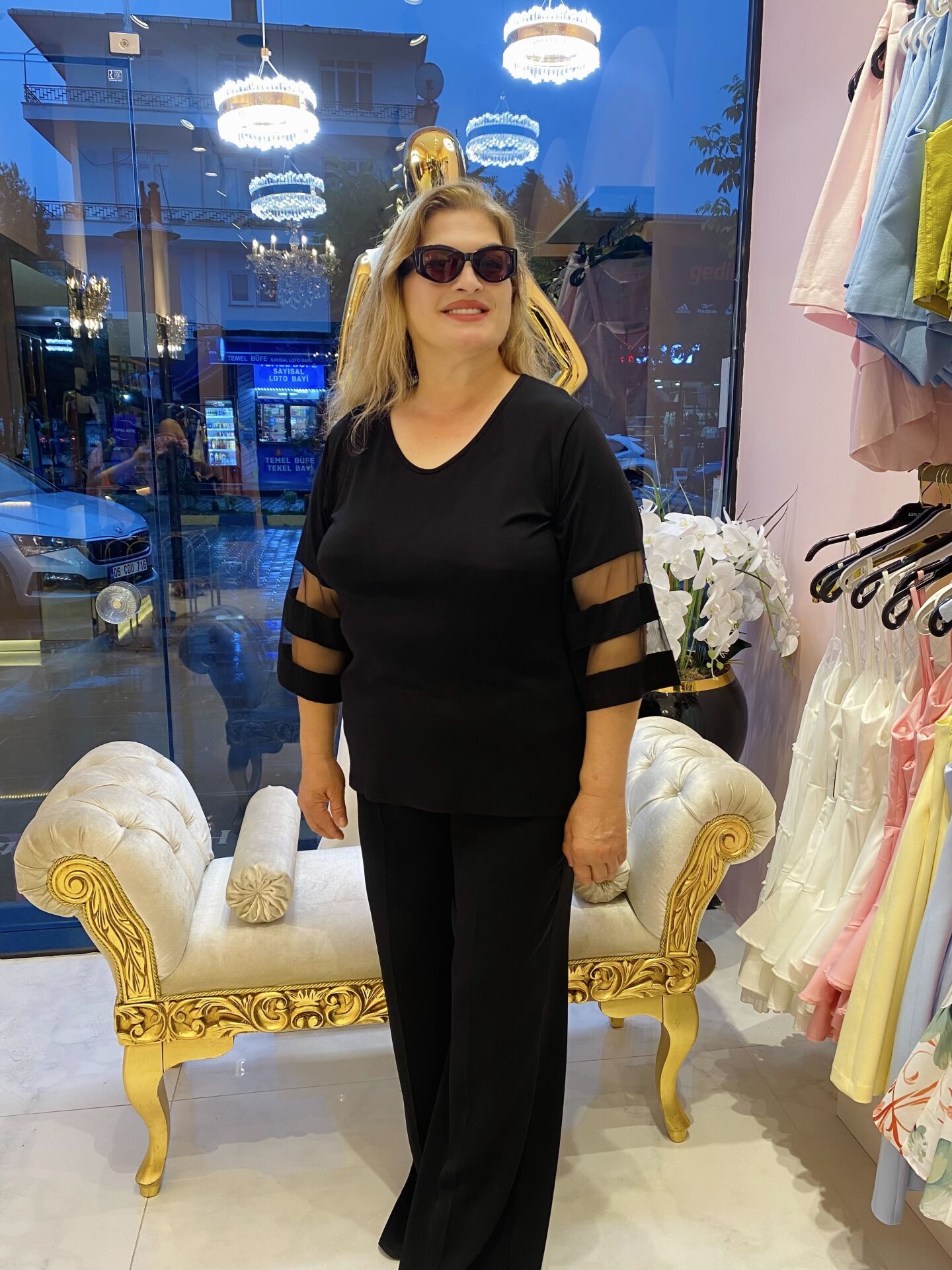 SİYAH KOLLARI DANTELLİ TSHIRT 4XL