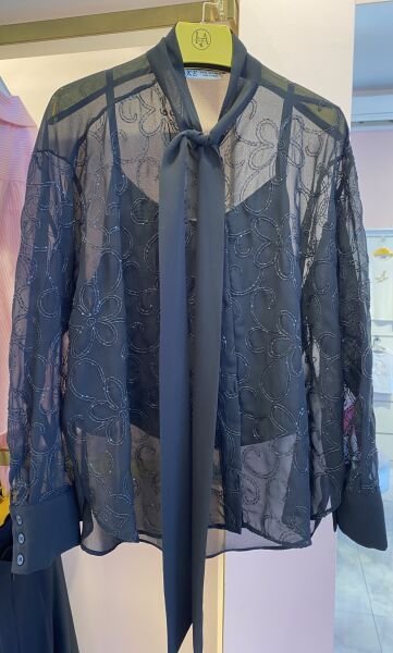 SİYAH İŞLEMELİ TÜLLÜ İÇİ İP ASKILI GÖMLEK