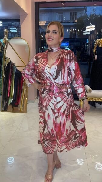 PEMBE ÇOK DESENLİ GOLD ZİNCİRLİ BÜYÜK BEDEN ABİYE ELBİSE