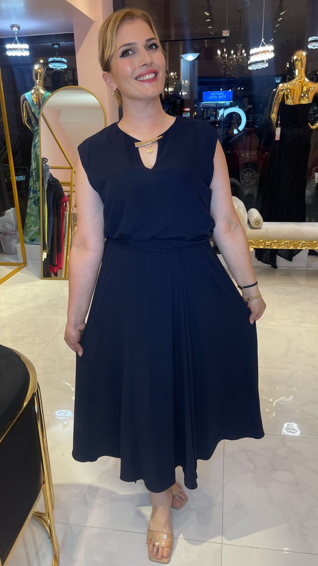 LACİVERT GOLD TOKALI TÜL ELBİSE