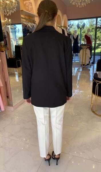 SİYAH DÜĞME DETAYLI BLAZER CEKET