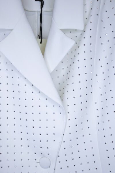 BEYAZ ÖNÜ TAŞLI BLAZER CEKET