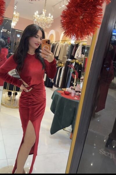 KIRMIZI KADİFE BEL DEKOLTE DETAY UZUN ELBİSE